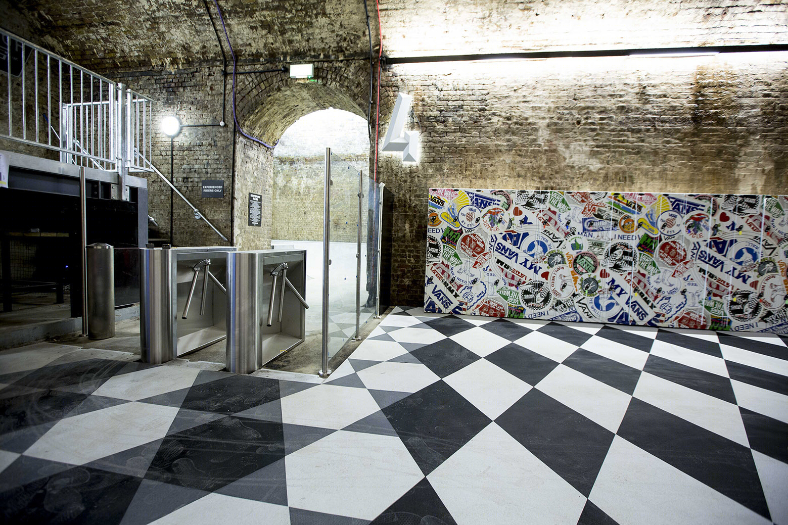 英国货车和滑板爱好者之家 (The House of Vans London)-33