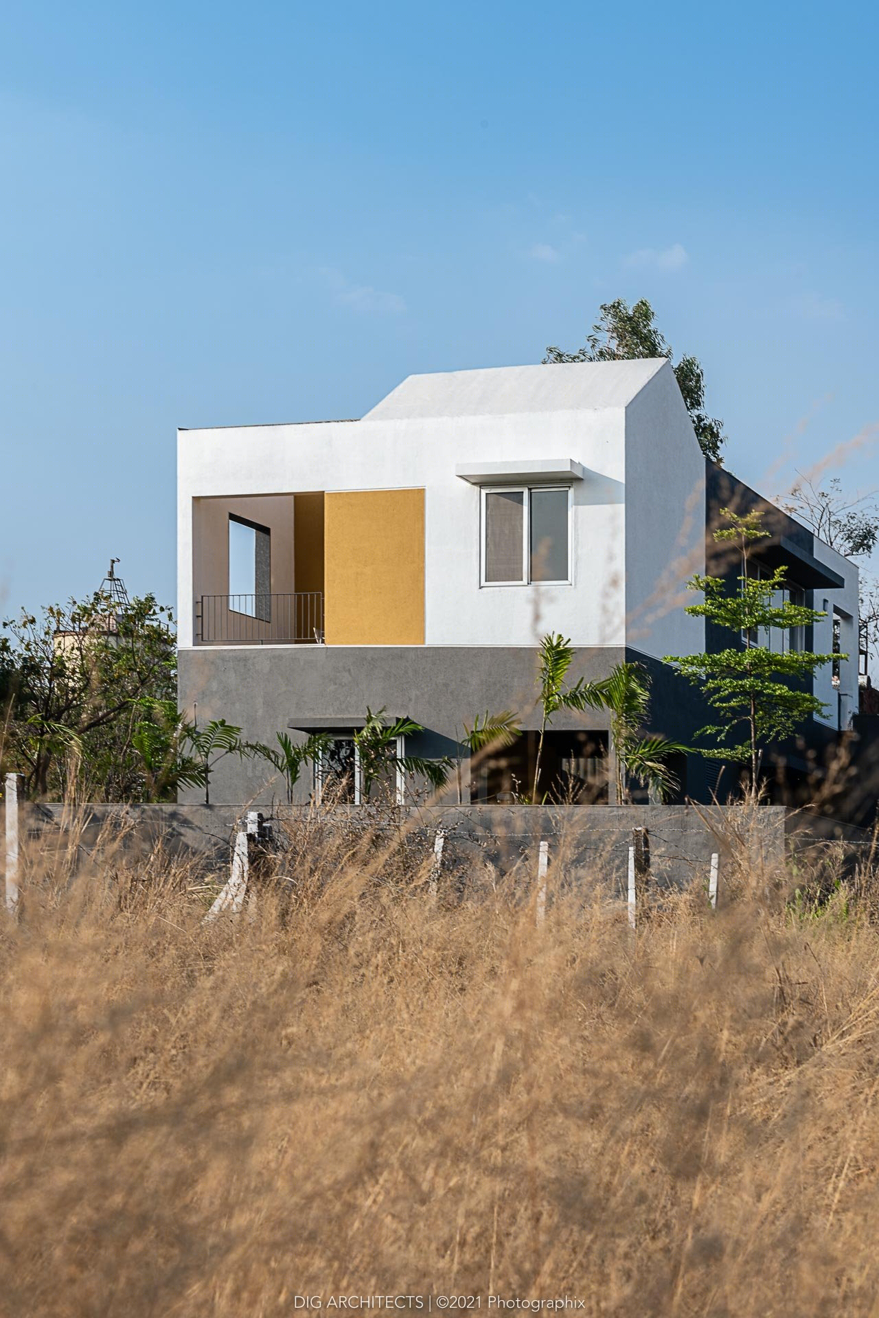 DIG Architects 打造印度 Igatpuri 山景别墅 Stacked Dwelling-1