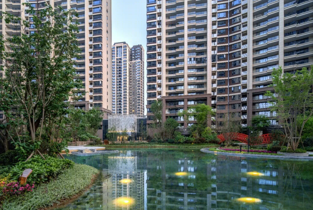 成都中国铁建西派泊玥住宅景观-16