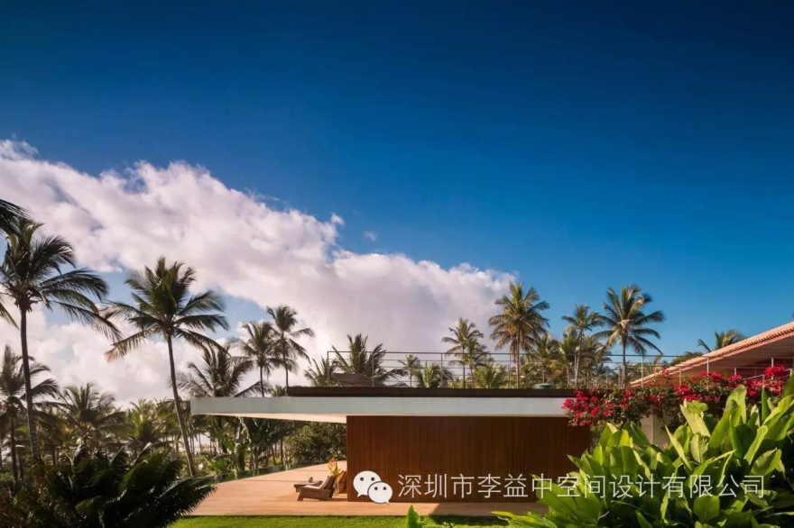 巴西伊塔卡雷海滩住宅 | 热带风情与现代设计完美融合-2