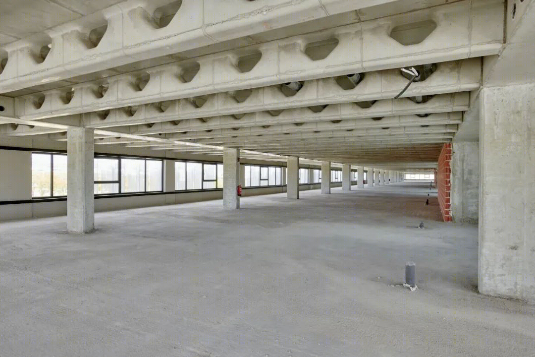 西班牙集装箱建筑 · 灵活办公空间的创新设计-53