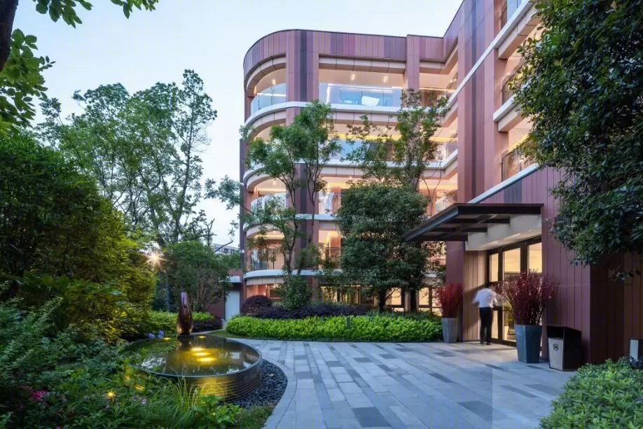上海朗詩新西郊住宅景观 | 现代与传统交融的设计佳作-23