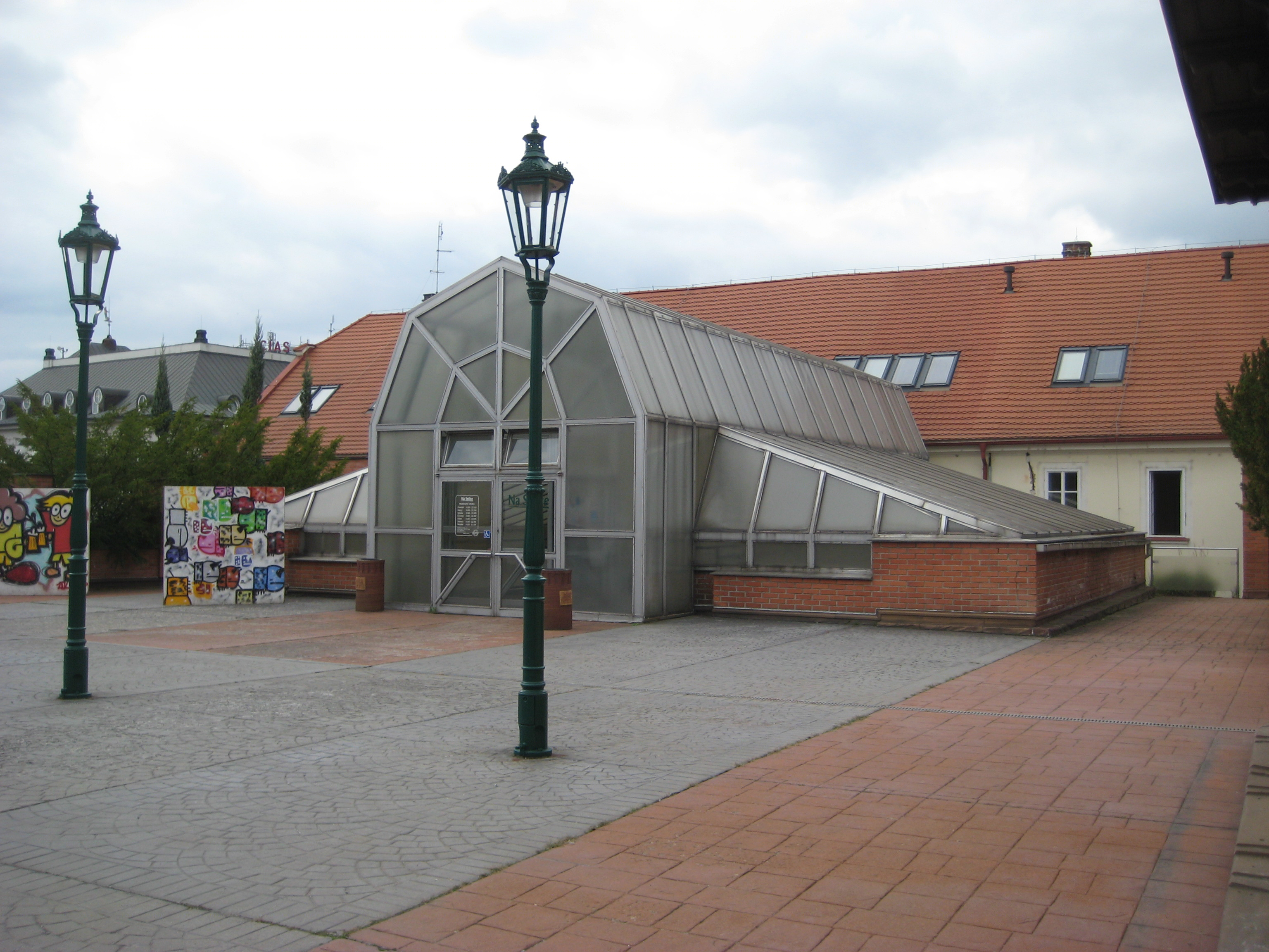Nouzový východ coll coll-7