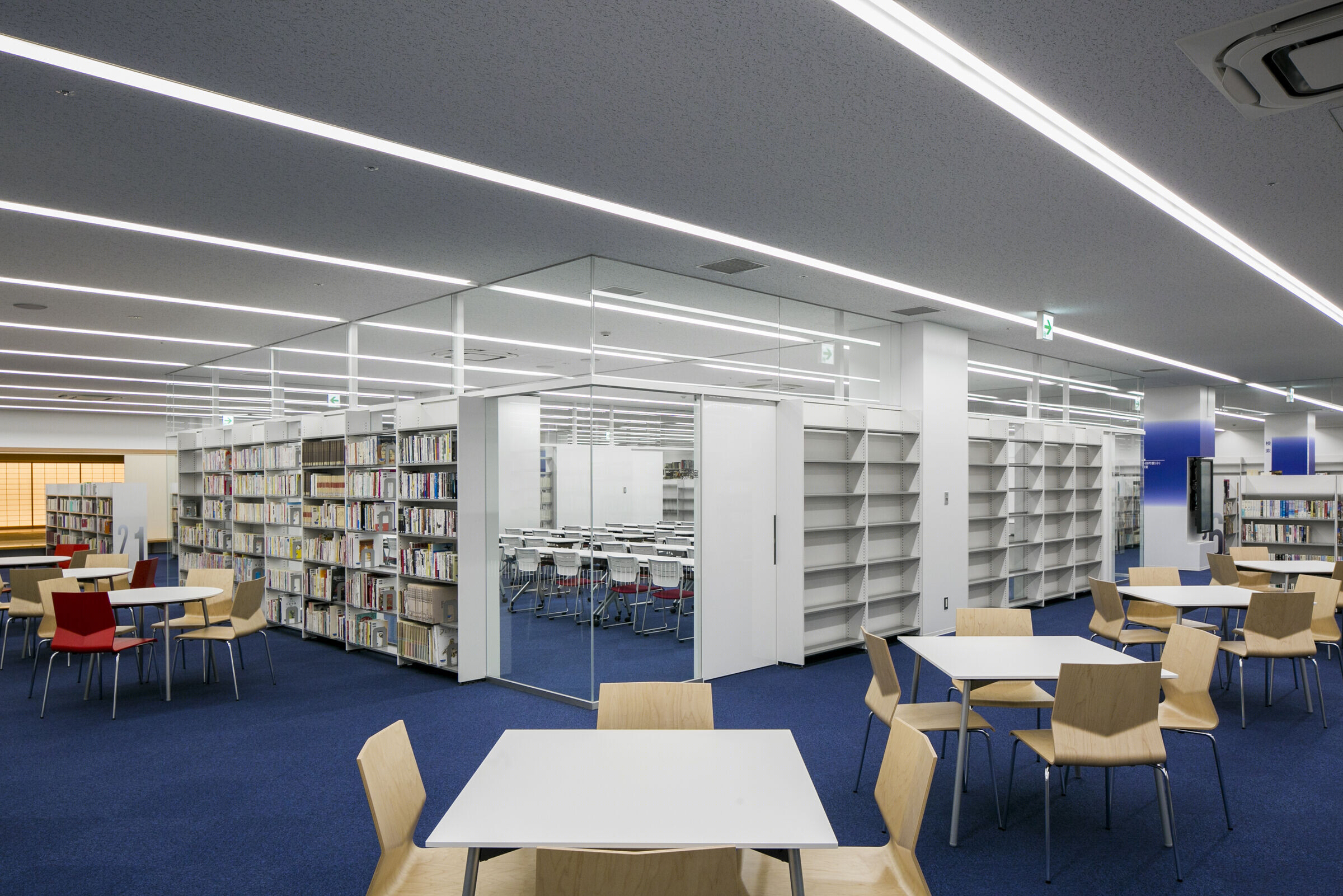 玉野市图书馆与社区学习中心 · 海上之盒丨日本丨MIKAMI Architects-18