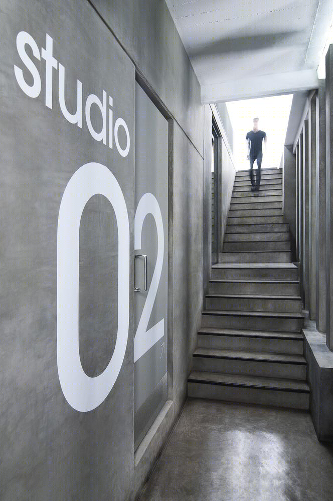 阿根廷透明圆形顶创意工作室-33