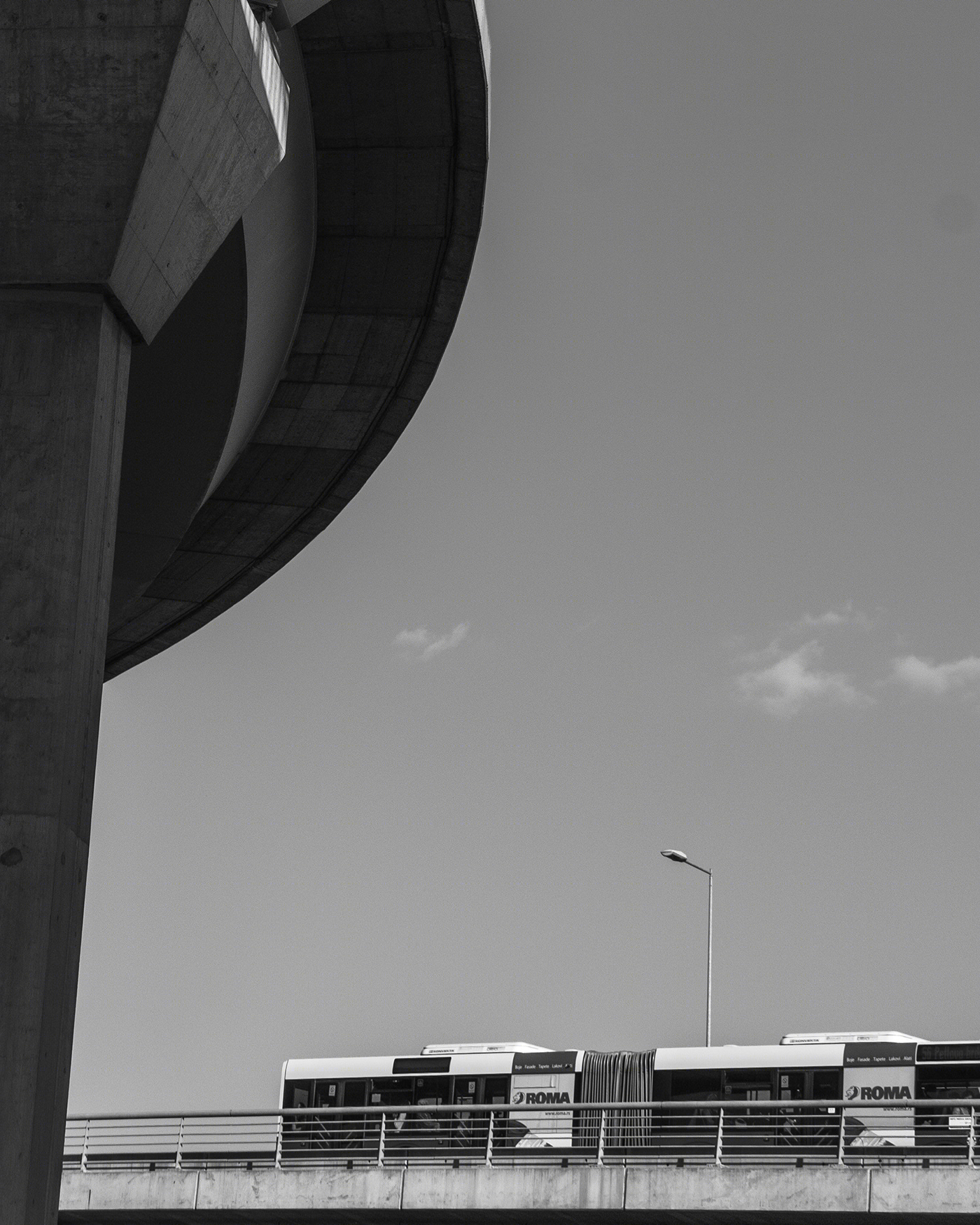 贝尔格莱德滨水区建筑摄影-0