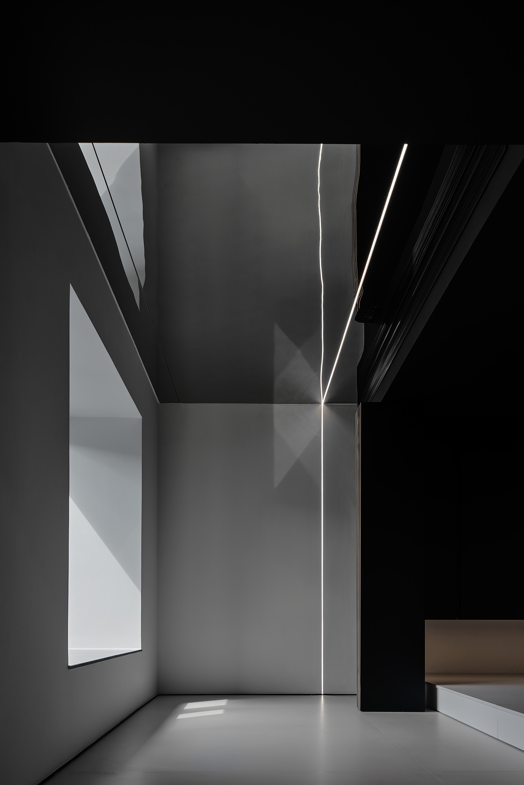 魔方盒 · 宁波东部新城现代艺术私宅丨中国宁波丨洛沿设计建筑研究室-20