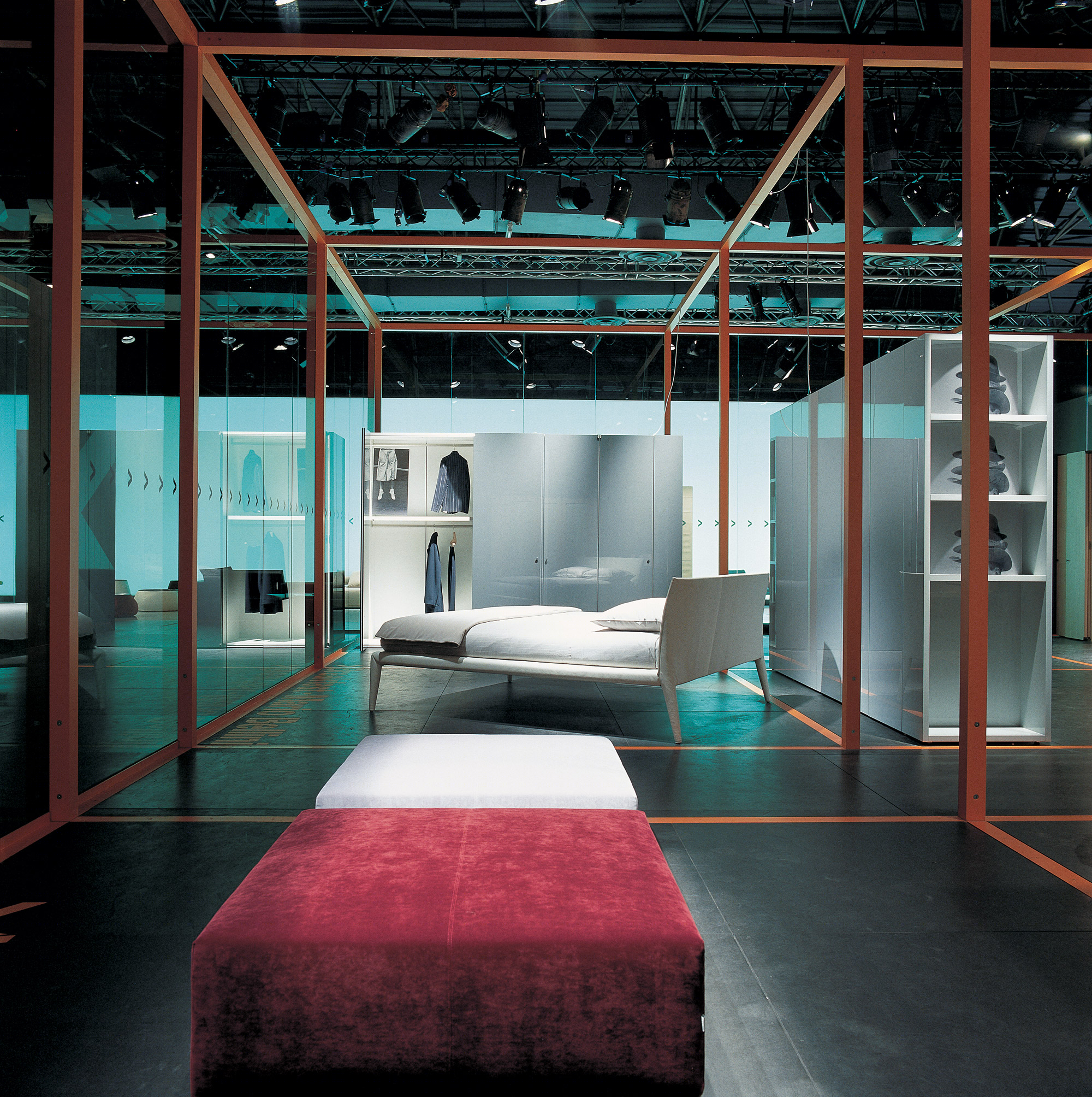 B-B ITALIA SALONE MILAN ANTONIO CITTERIO DESIGN-17