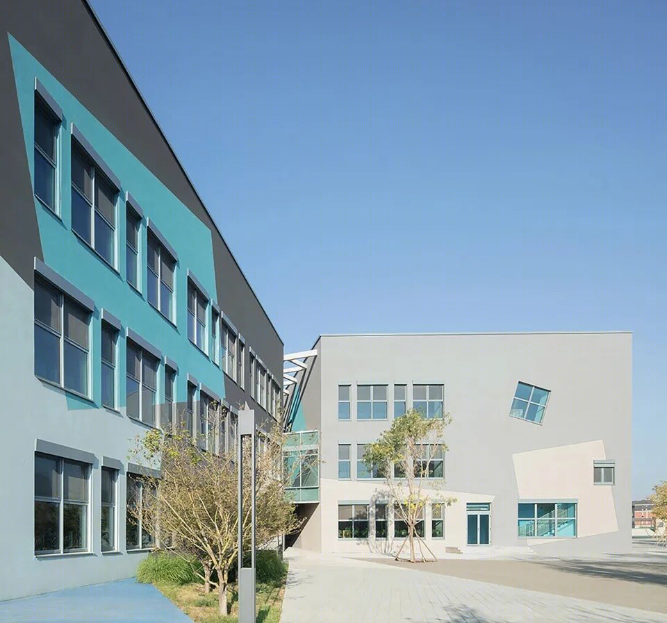 黄城根小学昌平校区丨北京和立实践建筑设计咨询有限公司-0