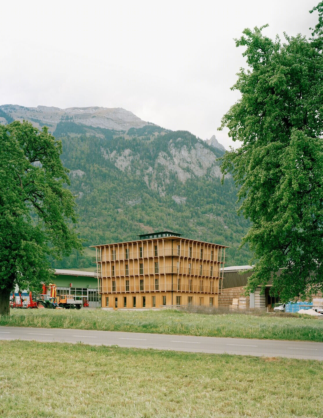瑞士 Küng Holzbau 总部丨Seiler Linhart Architekten-39