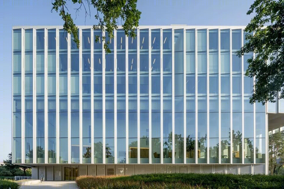 透明与连通的 Zwolle 法院大楼扩建-12