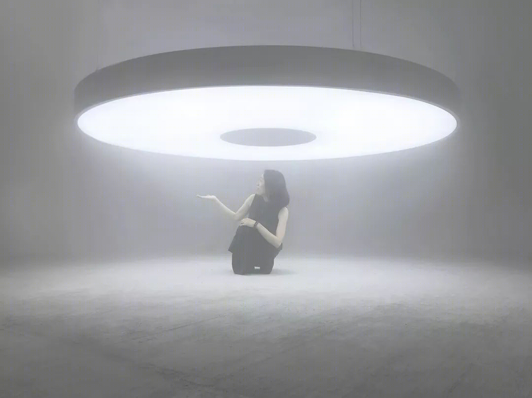 Karolina Halatek 光感空间艺术探究-23