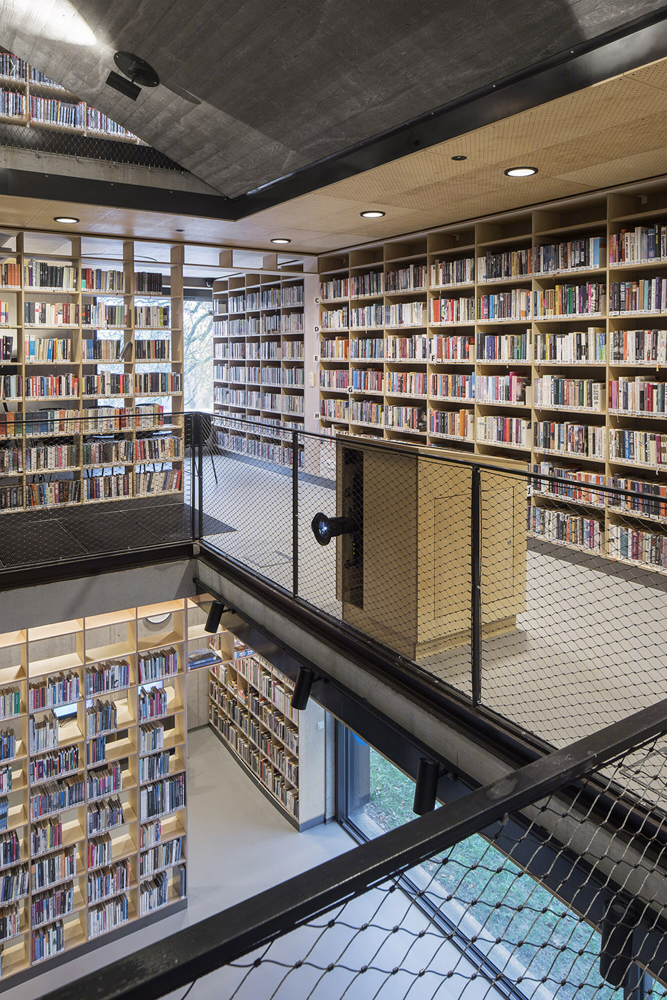 捷克城镇图书馆设计丨atakarchitekti-25