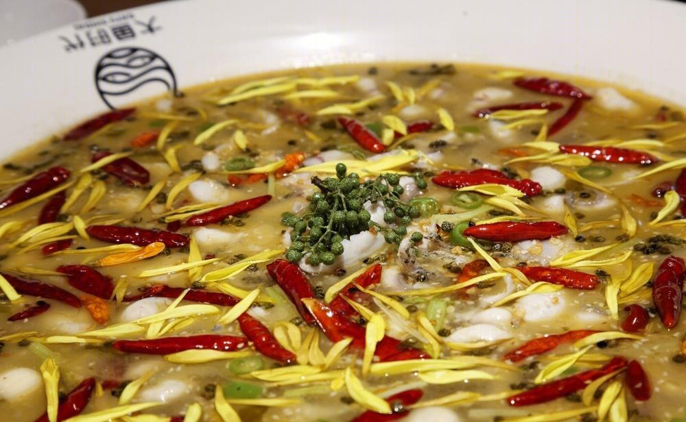 大鱼时代的温馨餐饮空间-19