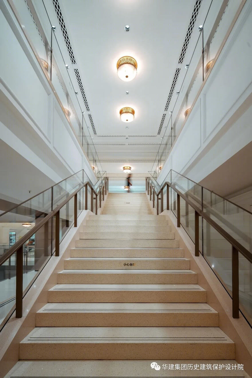 南京大楼华为全球旗舰店-75