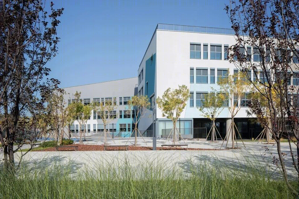 黄城根小学昌平校区丨北京和立实践建筑设计咨询有限公司-6