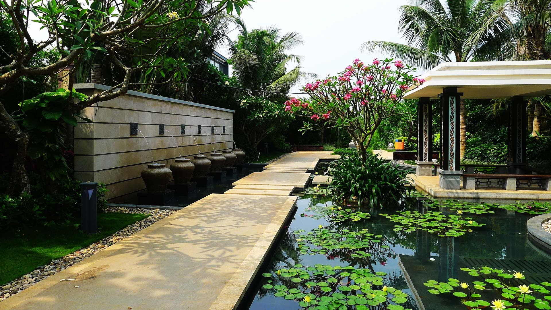 海口西海岸三十三界“青花瓷”主题住宅景观-4