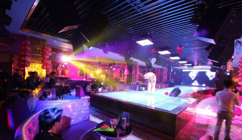 瑞丽慢摇吧 | 现代简约风格打造舒适空间-6