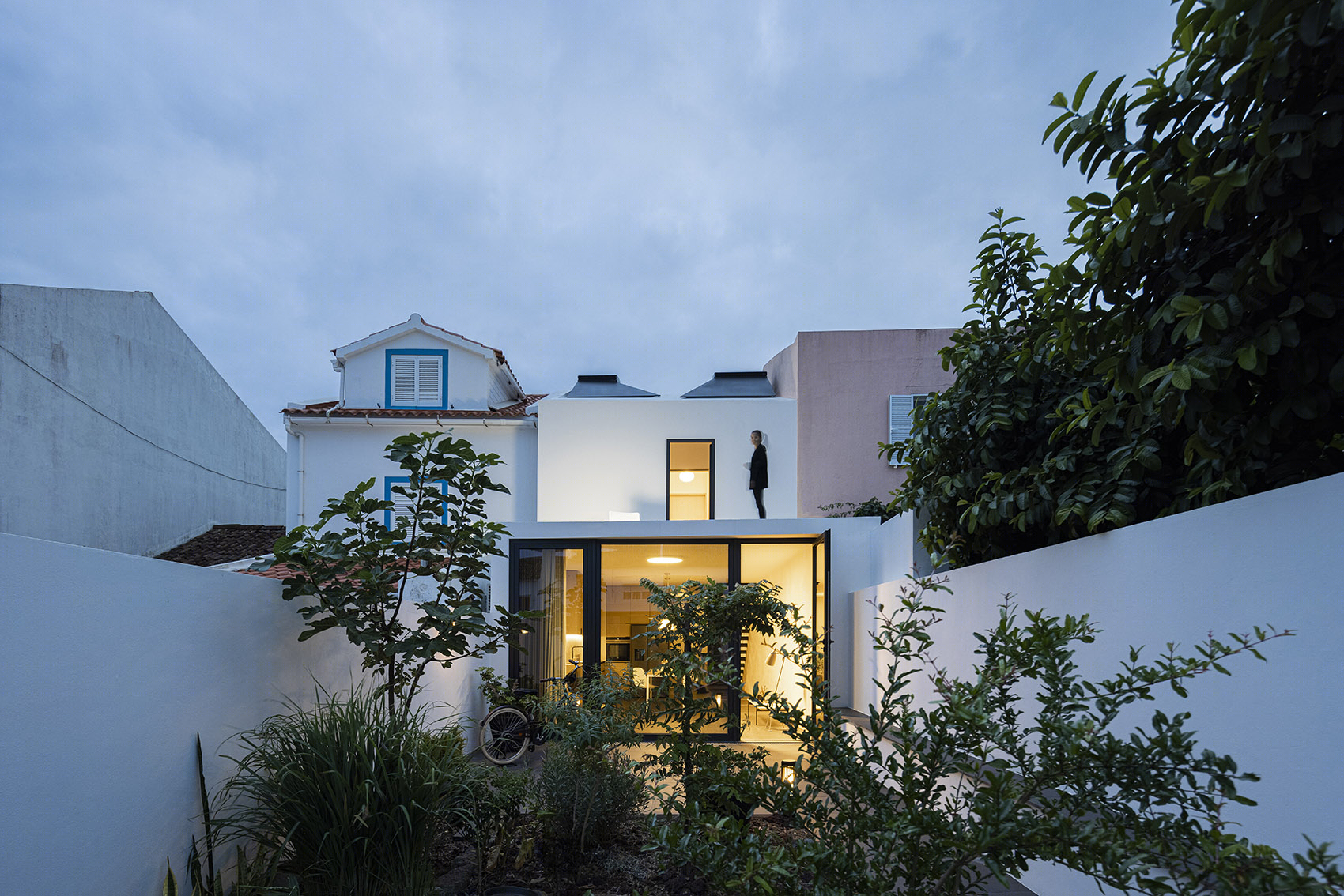 风车住宅丨葡萄牙蓬塔德尔加达丨Ivo Tavares Studio-72