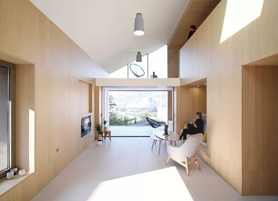 萨拉热窝半屋住宅 | 趣味木墙空间融入街区生活-7