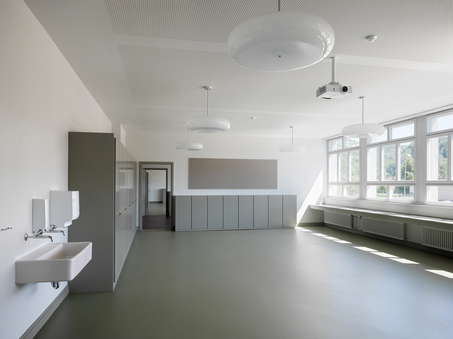 瑞士 Hirsgarten Rikon 小学改扩建-32