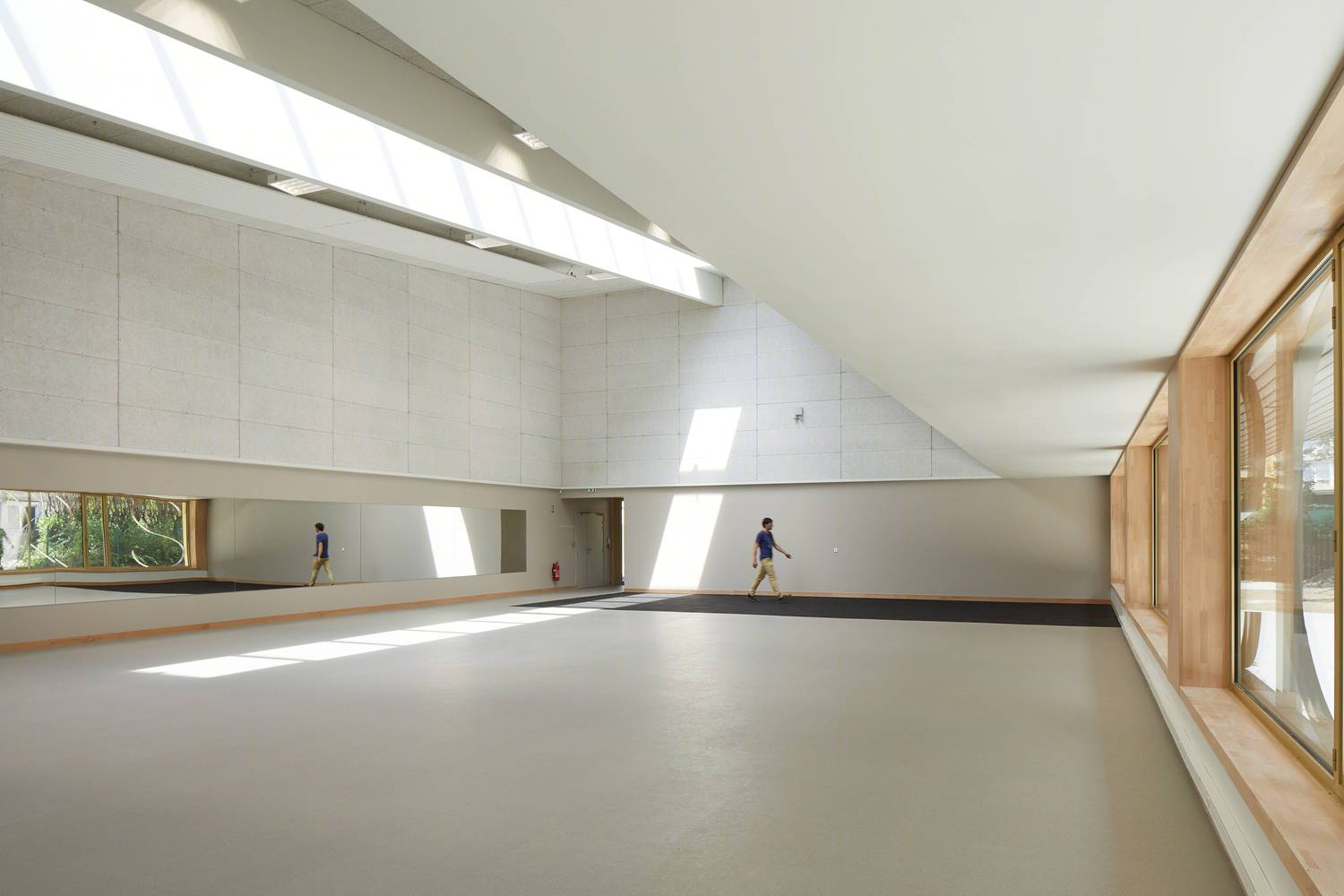 法国卢浮宫体育馆丨AtelierFéret,Frechon Architectes-16