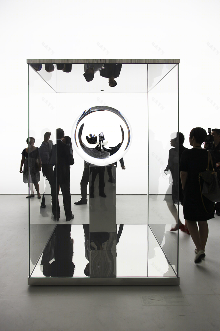 卡地亚时间艺术展-- 镜像未来-58