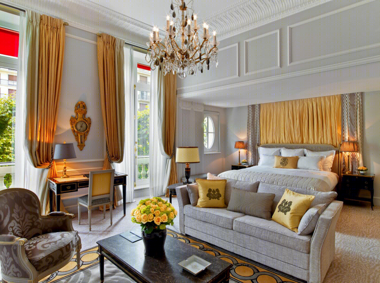 《艾米丽在巴黎》中的奢华酒店 Hotel Plaza Athénée-75