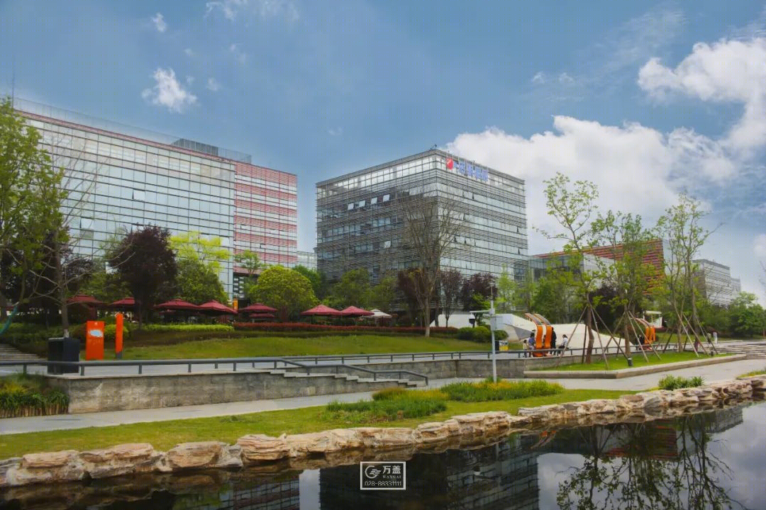 成都天府新区兴隆湖创新中心丨中国成都丨万盖美式建筑-33