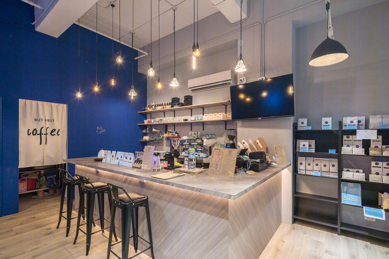 蔡岳儒打造 LIHE 咖啡店,英伦风混搭工业风-5