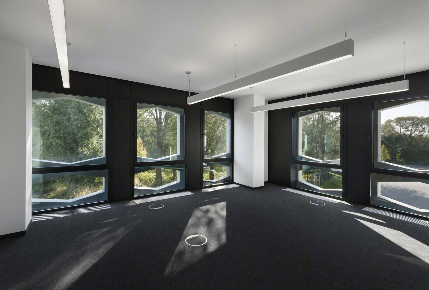 德国纽特拉大楼-48