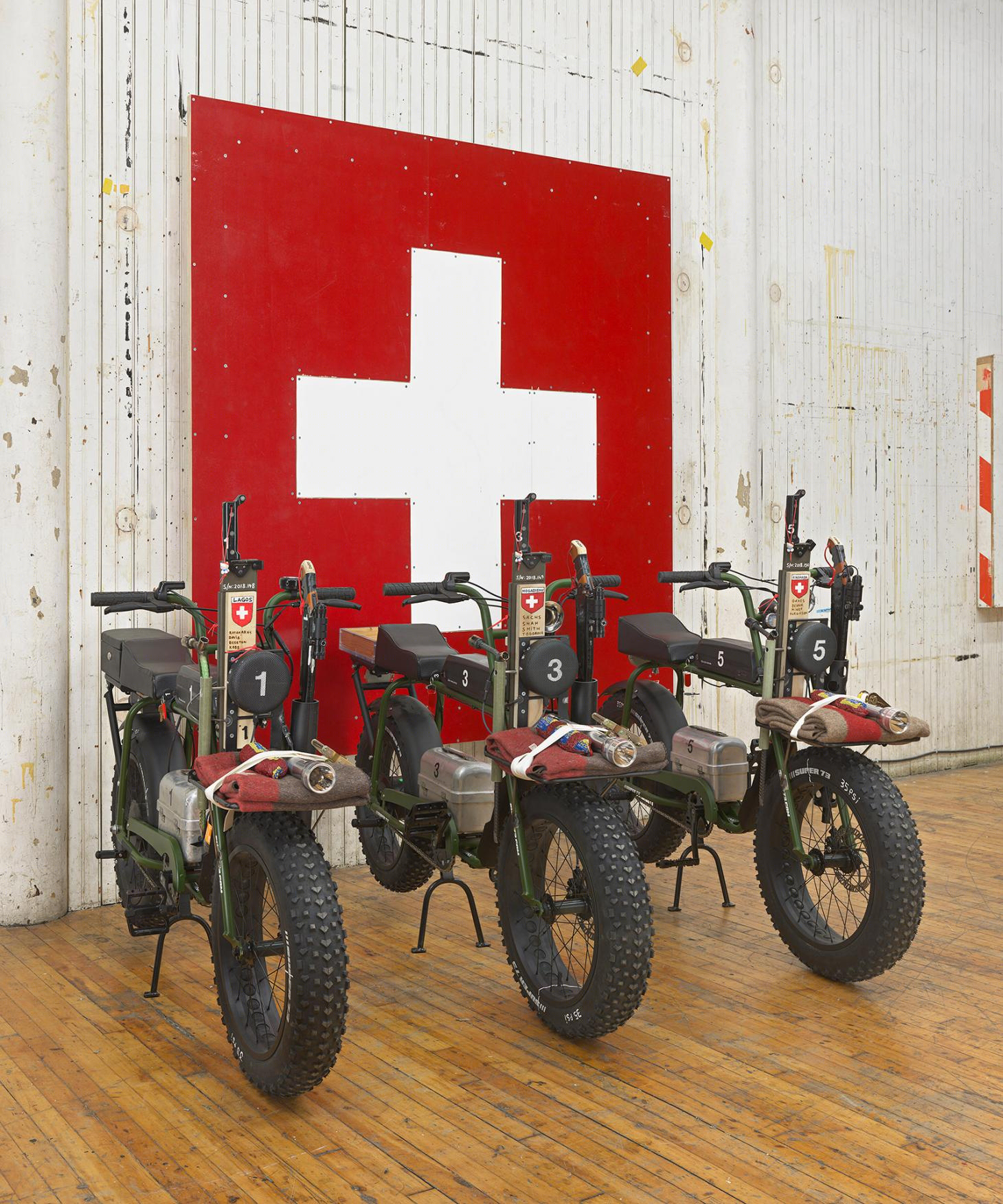 瑞士迷梦 | Tom Sachs 的精准艺术探索-5