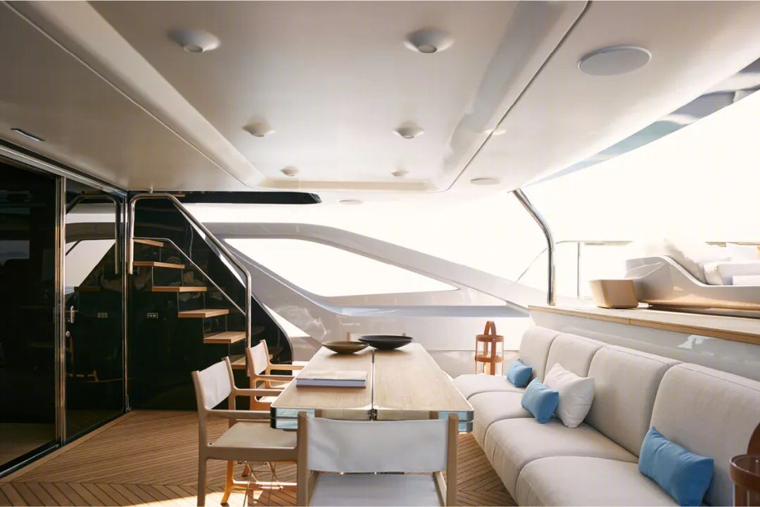Azimut Grande Trideck · 三甲板超级游艇丨意大利丨Alberto Mancini 游艇设计公司-10