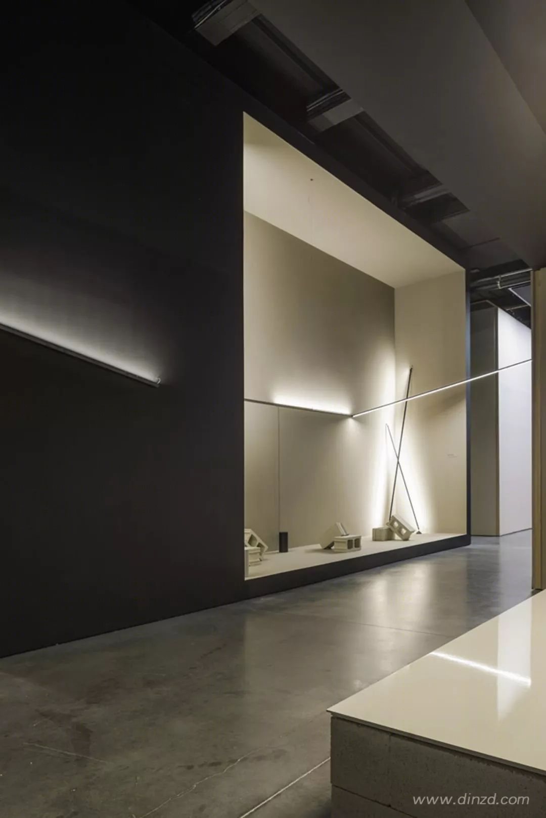 Vibia 巴塞罗那新总部诗意空间,展现极简美学-30