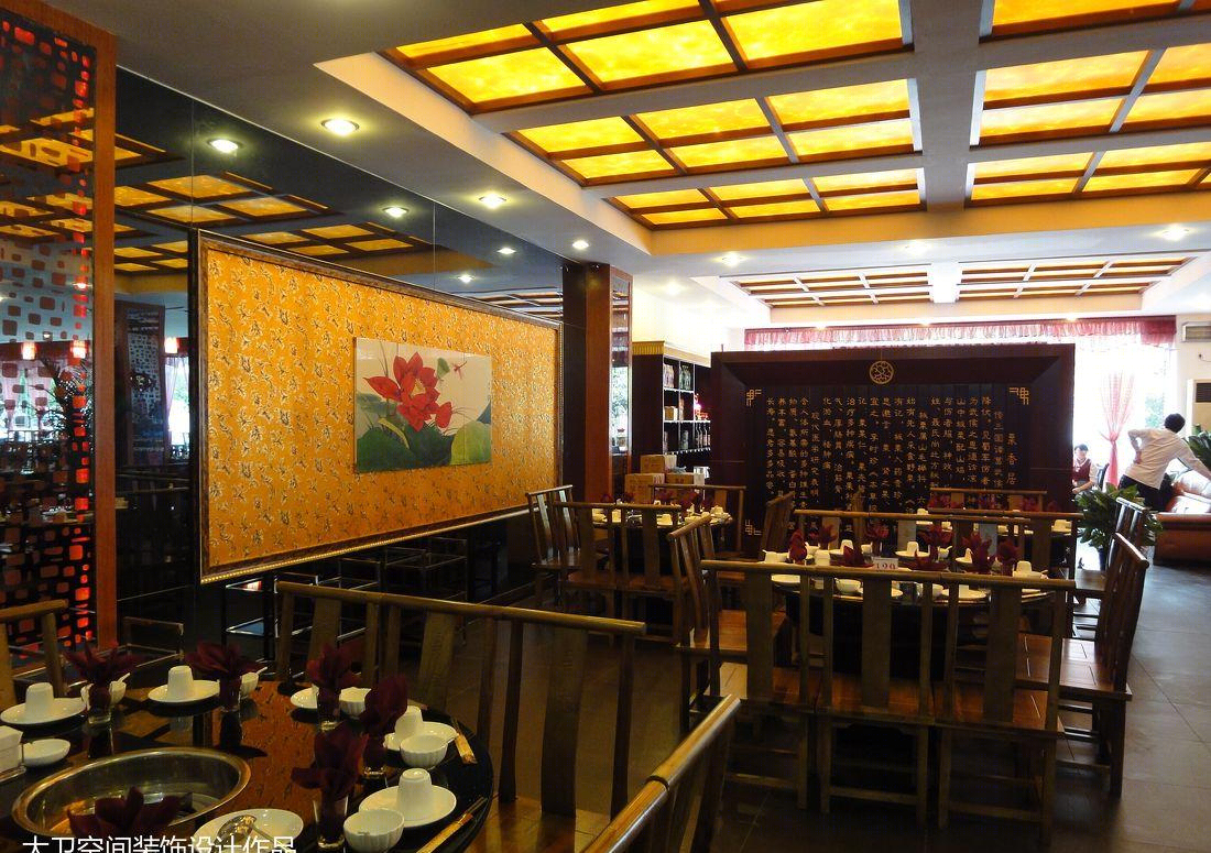 成都板栗养生鸡店——古韵金箔，精品酒店氛围的餐饮空间-4