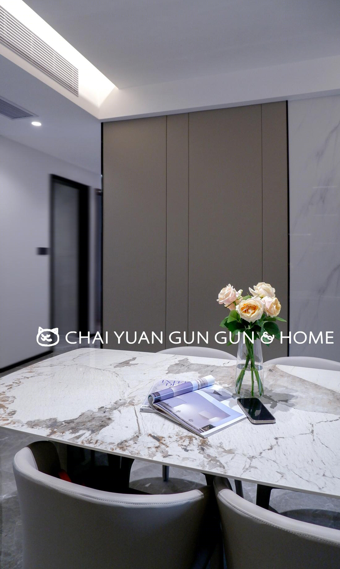 新婚夫妇的简约现代悬浮灯小屋-18