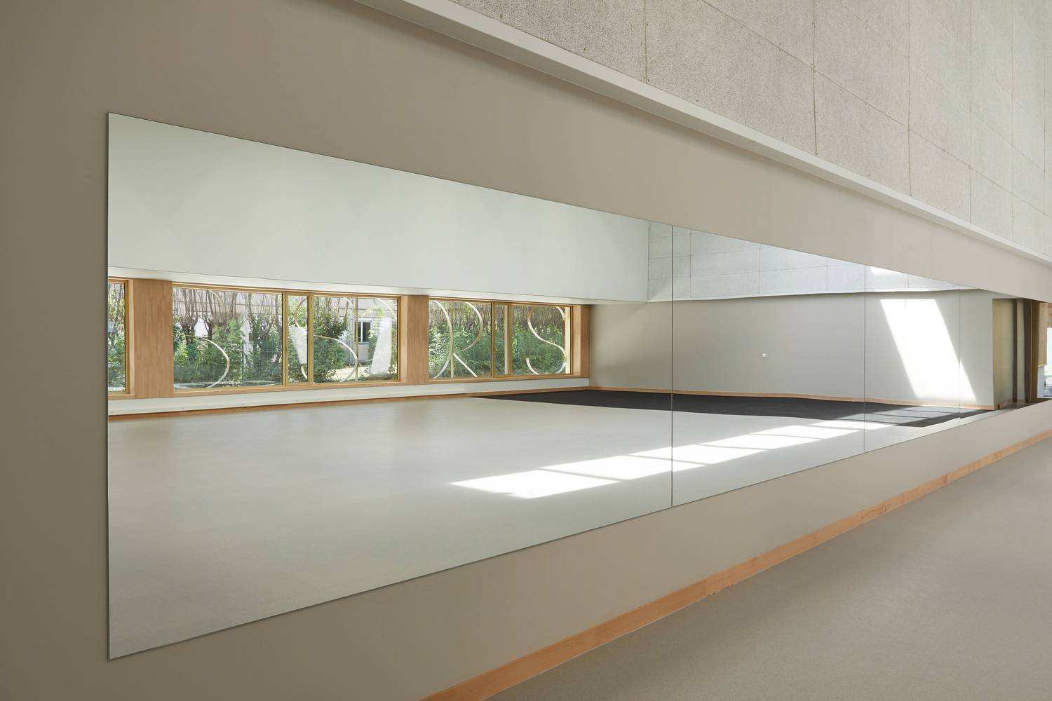 法国卢浮宫体育馆丨AtelierFéret,Frechon Architectes-19