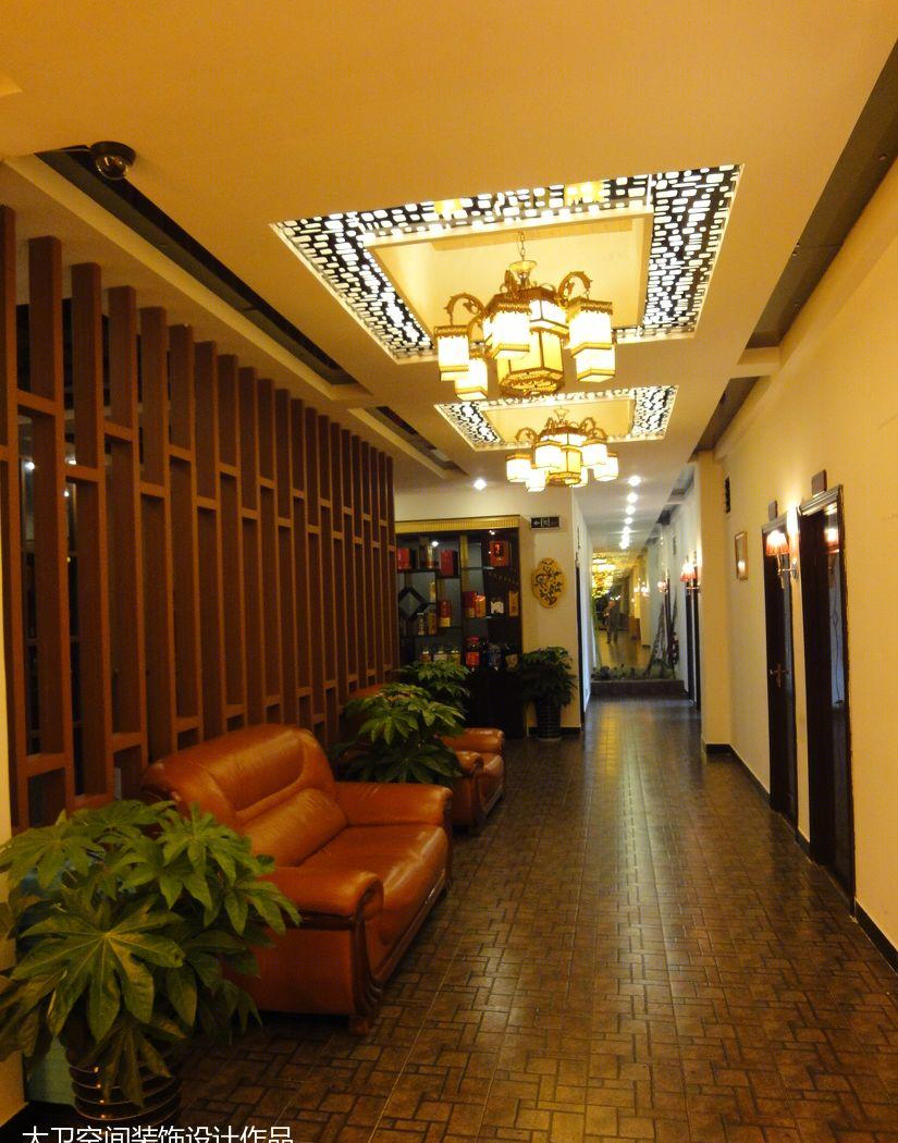 成都板栗养生鸡店——古韵金箔，精品酒店氛围的餐饮空间-5