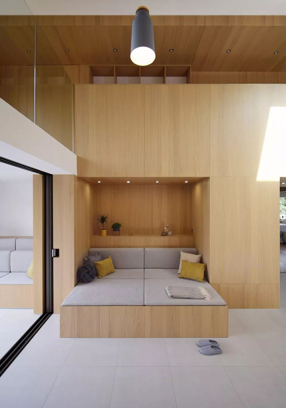 萨拉热窝半屋住宅 | 趣味木墙空间融入街区生活-26