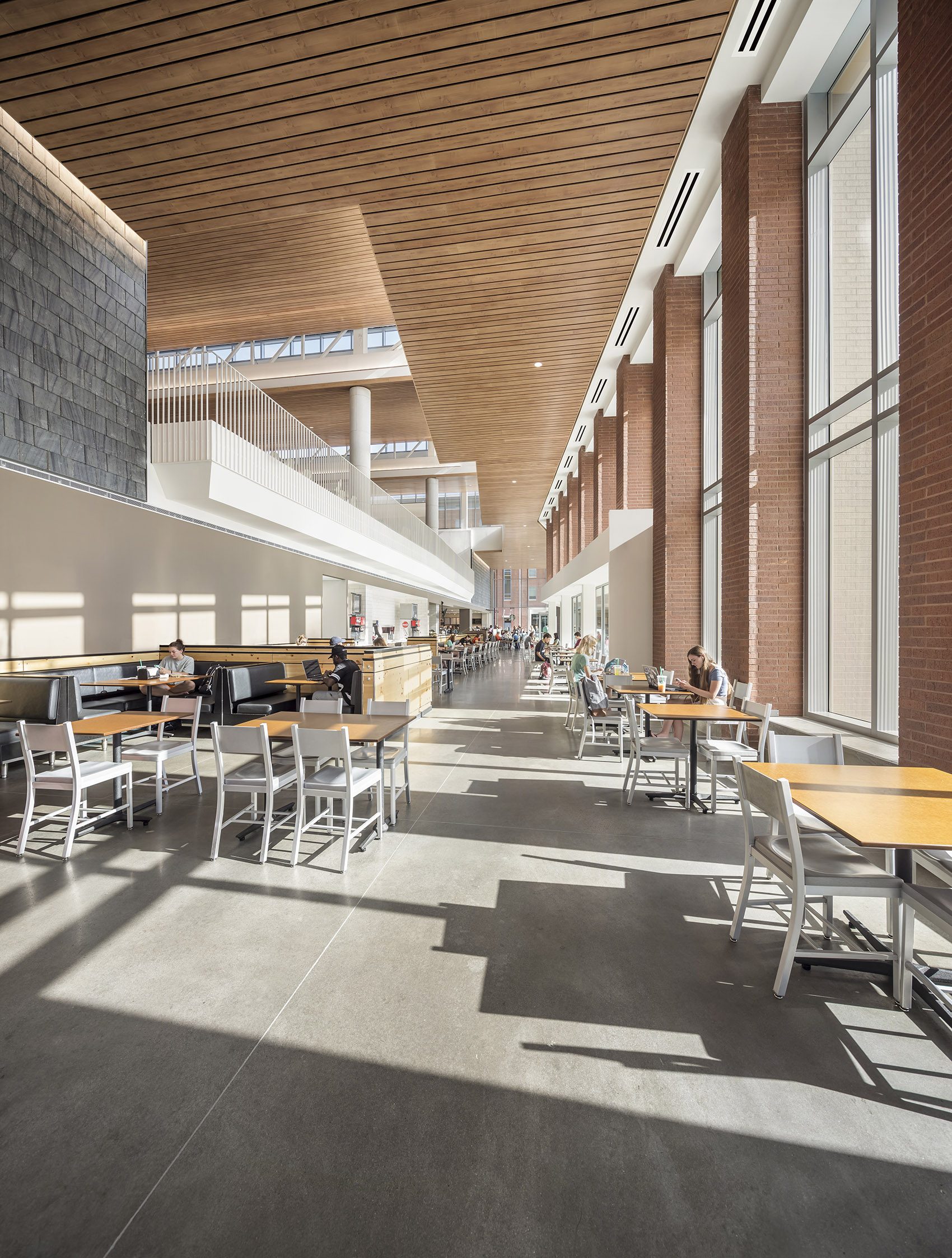 克莱姆森大学食堂,现代餐饮空间典范-16