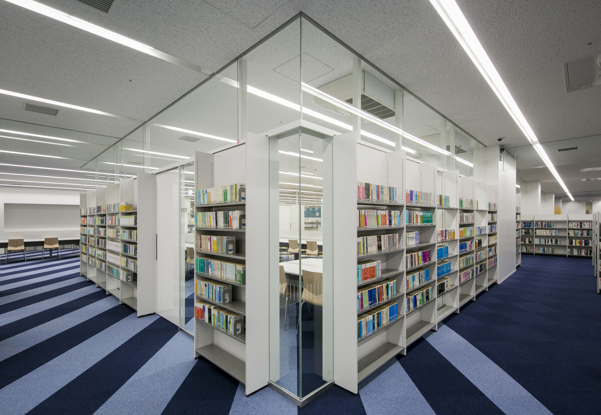 玉野市图书馆与社区学习中心 · 海上之盒丨日本丨MIKAMI Architects-25