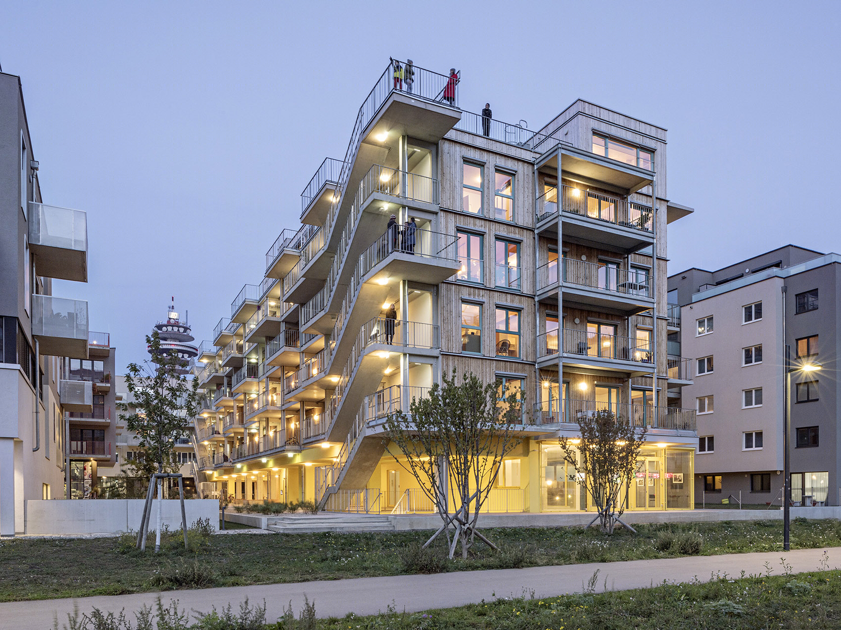 维也纳零能耗社会保障住宅 · Gleis 21 联合住宅丨奥地利维也纳丨einszueins architektur-3
