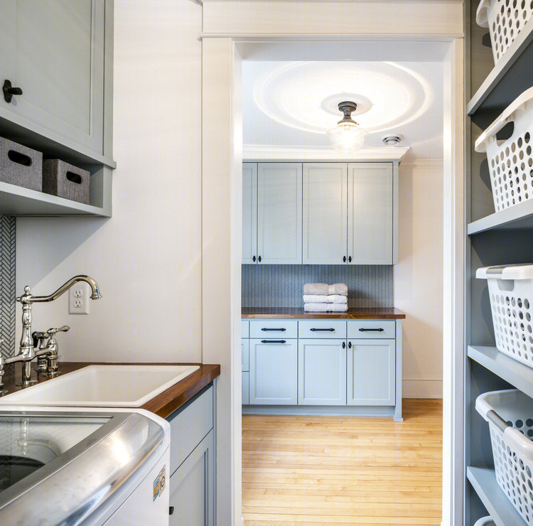 Murphy Residence Studio BV-12