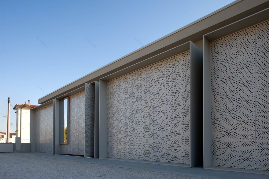 意大利 Agostini 混合用途建筑丨MIDE architetti-11