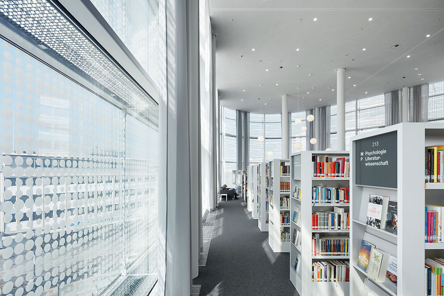 德国科布伦茨“汇流论坛”文化中心-31