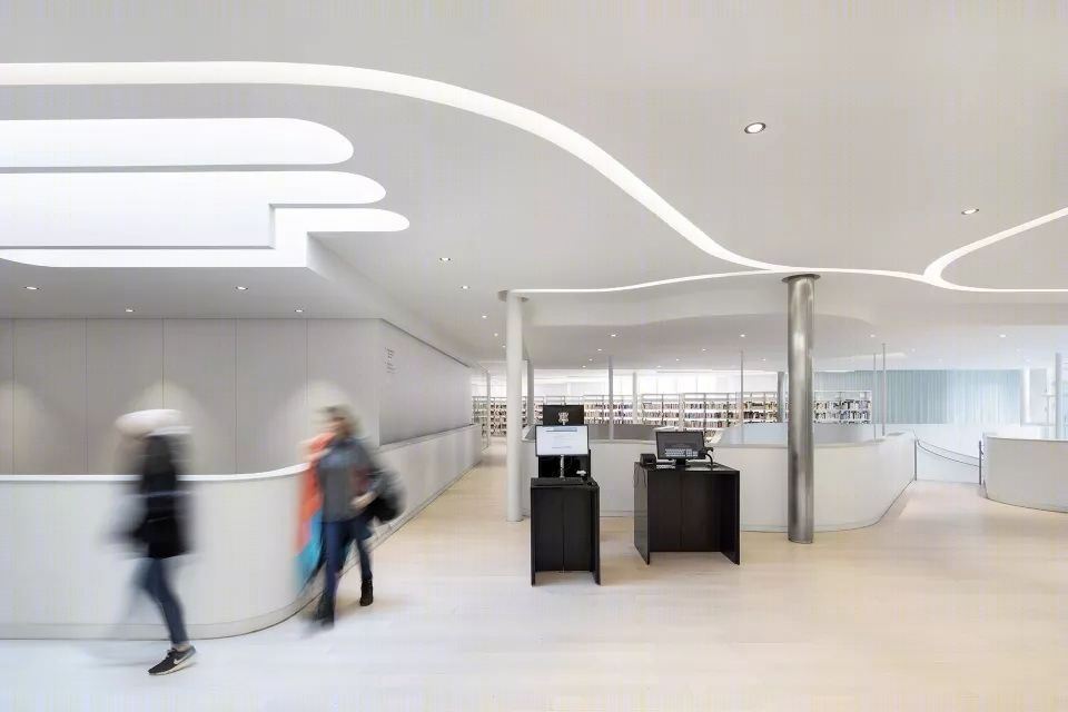 加拿大德拉蒙德维尔图书馆 | 环保、灵活的公共空间-69