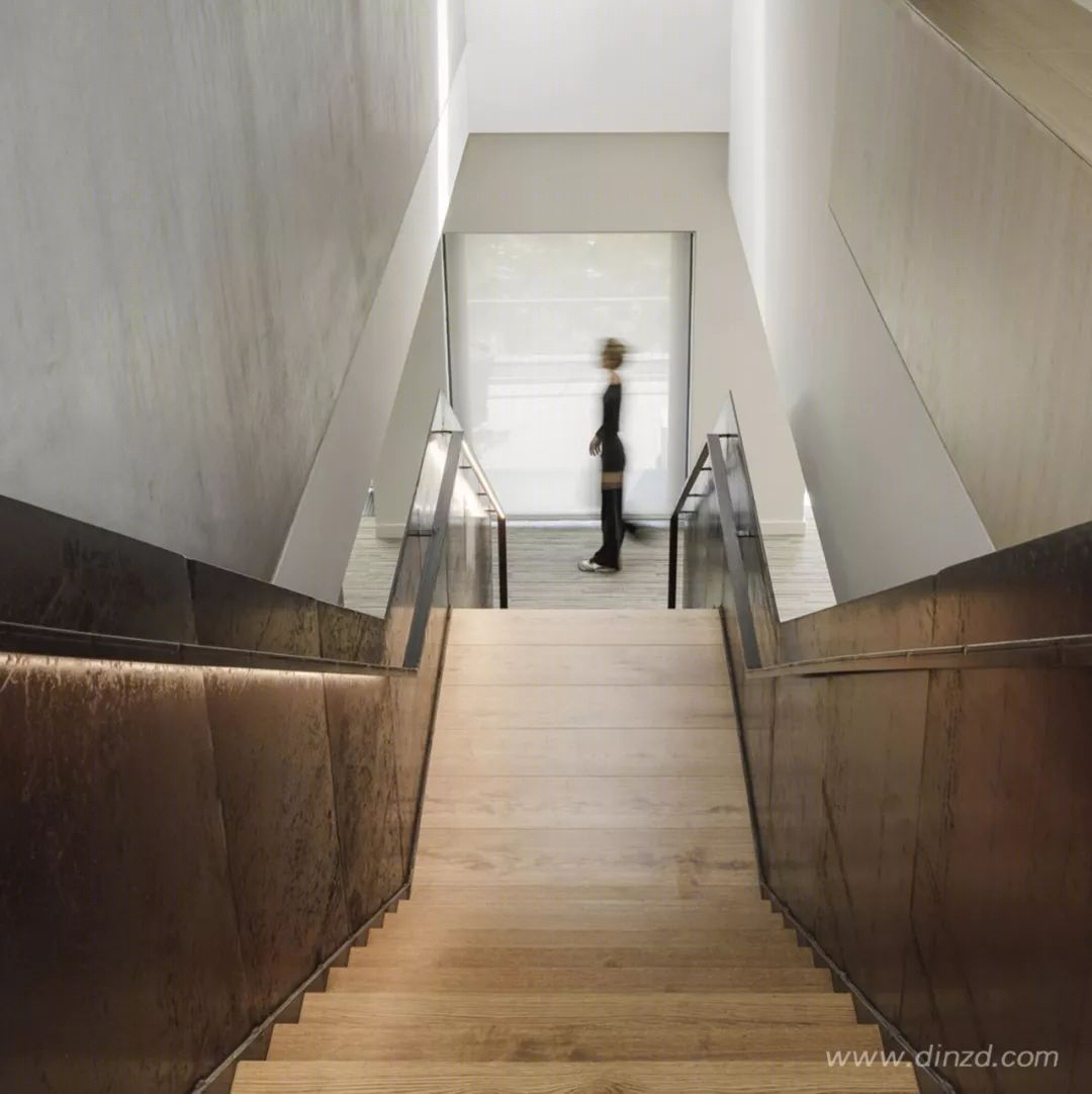 Vibia 巴塞罗那新总部诗意空间,展现极简美学-35