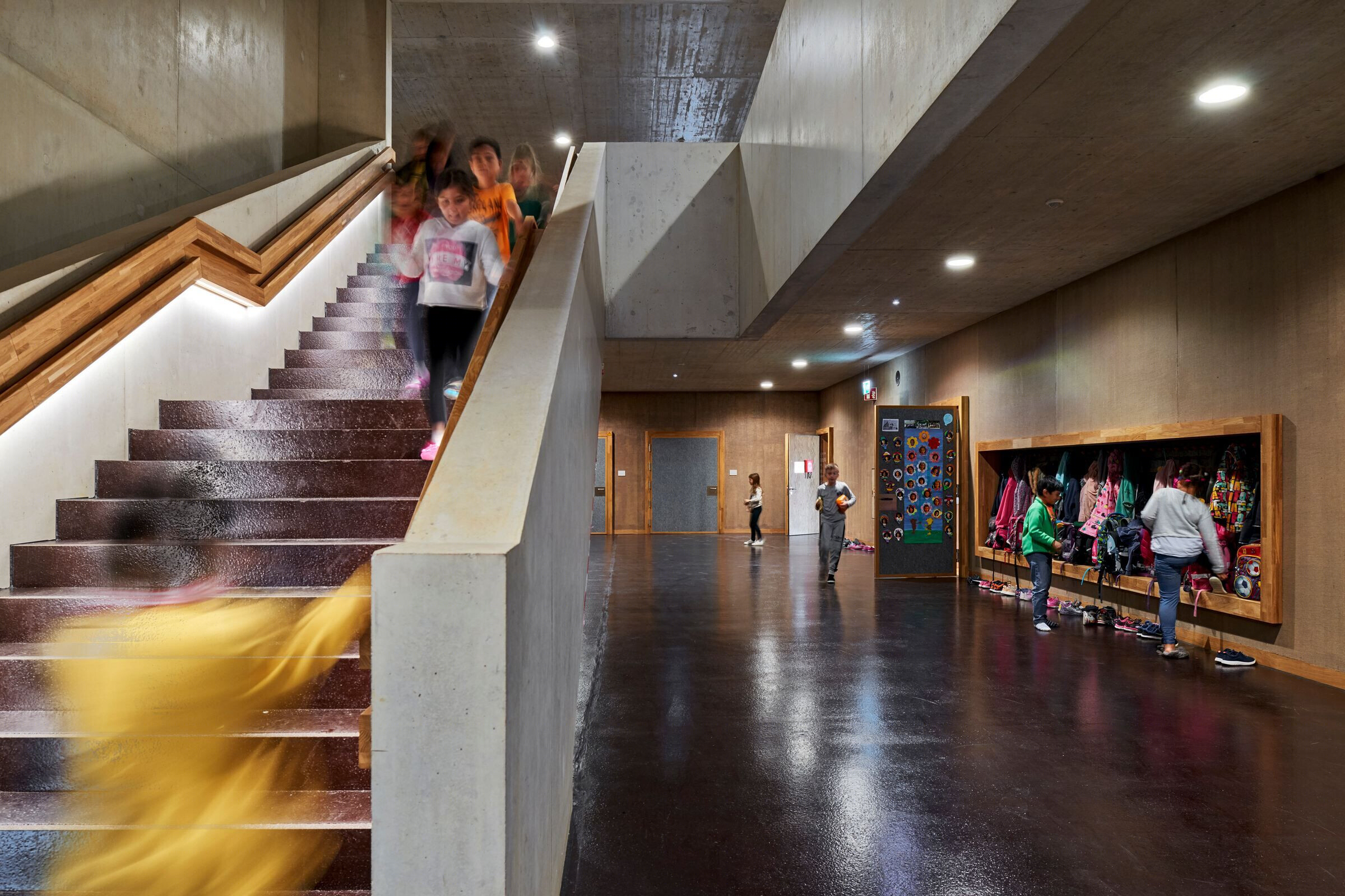 瑞士巴塞尔阶梯式学校建筑设计丨Luca Selva AG-10