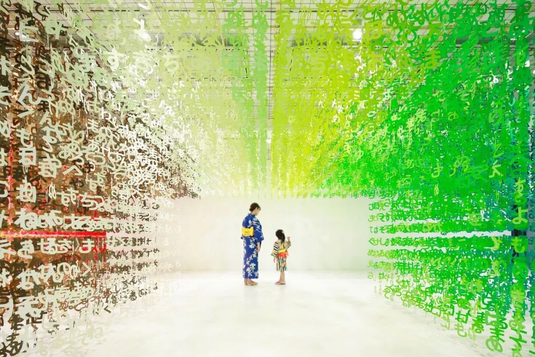 可尔必思 100 周年“语言的世界”装置艺术展-30