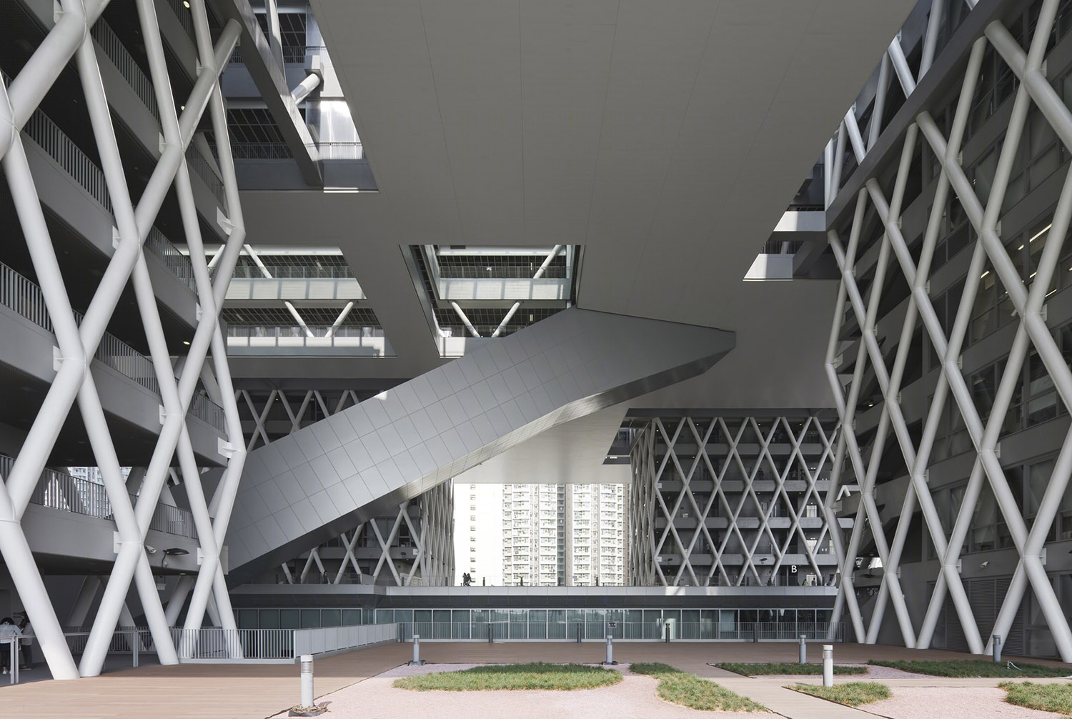 香港知专设计学院,现代设计的天空之城-56